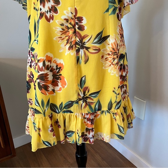 TULAROSA Yellow Floral Strapless Dress - Picture 5 of 9
